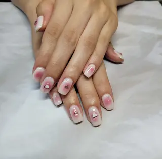 ネイル Salon-NAKO 🐷shirai🐷のネイルデザイン