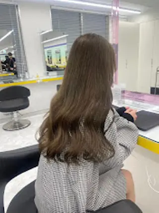 カラー 🪞official THREE 横浜🎀のヘアスタイル