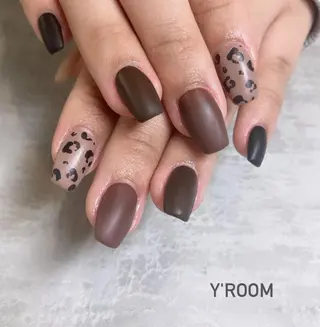 ネイル YUKA （ネイリスト）のネイルデザイン