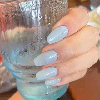 ネイル 𝑟𝑖𝑠𝑎 🕯‎🤍のネイルデザイン