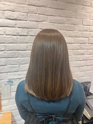 ミディアム カラー epic所属・武田 綺音のヘアスタイル