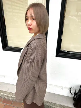 ミディアム ミルクティーベージュ 近鉄奈良駅　向田のヘアスタイル