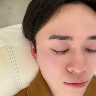 アイブロウ eyelash salon pupe所属・𝙿𝚞𝚙𝚎 Kotonoのマツエク・マツパデザイン