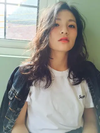 セミロング カラー メンズヘア特化 崎田 成人のヘアスタイル