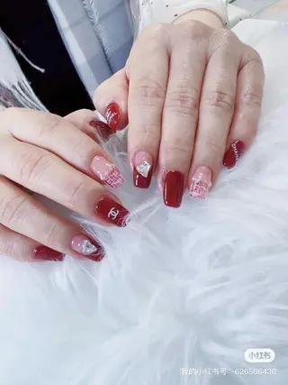 ネイル 菲菲ネイルサロン所属・FF フィフィネイルサロンのネイルデザイン