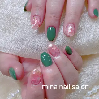 ネイル 晴香 ✨のネイルデザイン