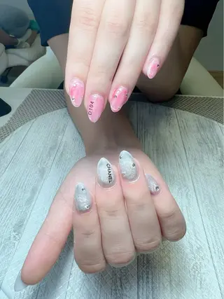 ネイル シェヌネイル JURAのネイルデザイン