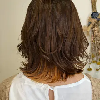 ミディアム カラー 松佐 ゆかりのヘアスタイル