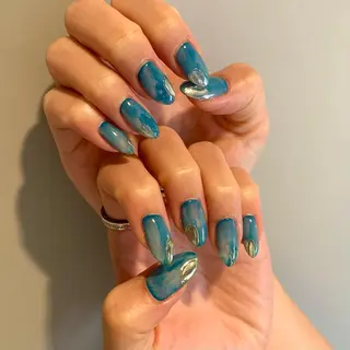 ネイル ウシク ミユキのネイルデザイン