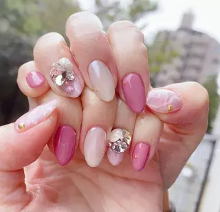 ネイル JINI NAIL所属・ジニ ネイルのネイルデザイン