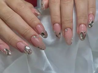 ネイル alma (アルマ)のネイルデザイン