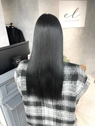 ロング カラー オフホワイトアンドなんば所属・福西 洋斗のヘアスタイル