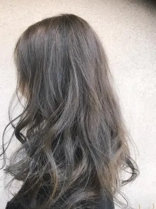 ロング カラー vato マンツーマンサロンのヘアスタイル