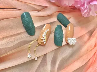 ネイル ONIKA Nail 青山通り店所属・ONIKA Nail 表参道A4徒歩2分のネイルデザイン