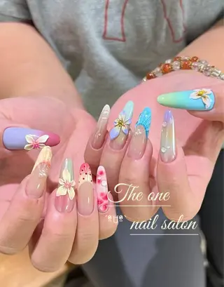 ネイル Theone栄店 赤松のネイルデザイン