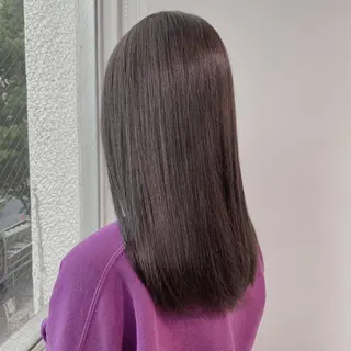 セミロング カラー 韓国レイヤー🕊️ 柔らかベージュ🧸のヘアスタイル