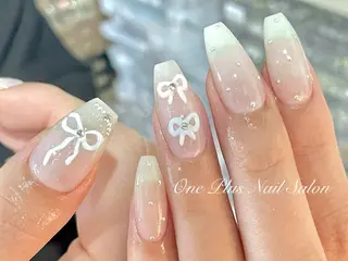 ネイル One Plus Nail Salonのネイルデザイン