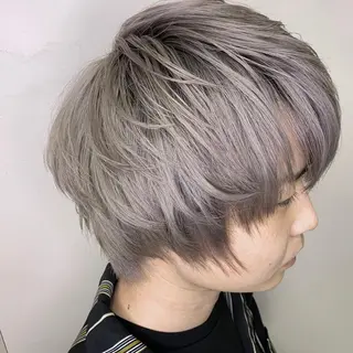ショート メンズ mimiiy梅田 中崎町ハイトーンのヘアスタイル