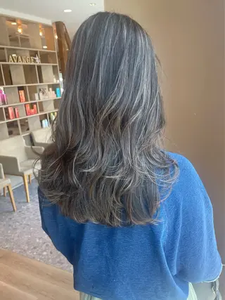 ロング カラー 髪質改善カラー🌈✨ 加藤 愛のヘアスタイル
