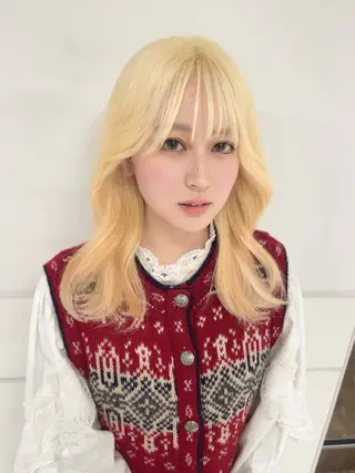 セミロング カラー りおな/エクステ /ミルクティーカラーのヘアスタイル