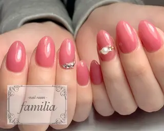 ネイル -nailroom- familiaのネイルデザイン