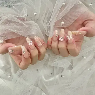 ネイル Rosa x rosa所属・Rosaxrosa AKANEのネイルデザイン