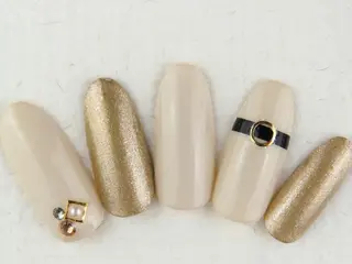 ネイル みー shakushiroのネイルデザイン