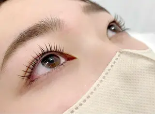 マツエク・マツパ 髪質改善 Vingt-cinq (K)【ヴァンサンク】所属・kaori　Rire 🌻まつげサロンのマツエク・マツパデザイン