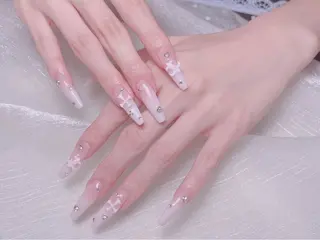 ネイル Kari ネイルサロンのネイルデザイン