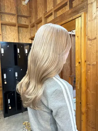 カラー まろみ暖色×ボブ ×chia🕯のヘアスタイル