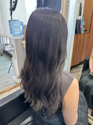 ロング 大内 志穂のヘアスタイル