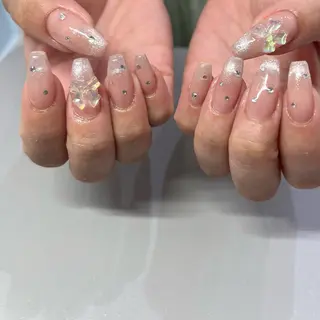 ネイル Ray. ちゅるん系ニュアンスのネイルデザイン