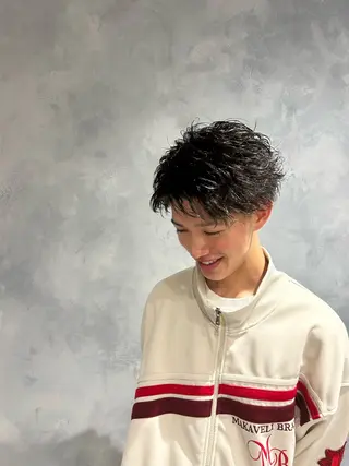 パーマ 海外風カラー enaのヘアスタイル