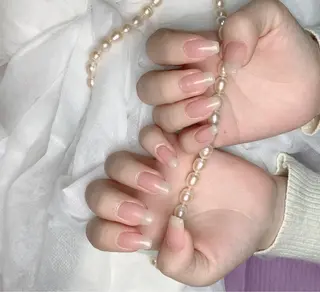 ネイル pink ladyサロン所属・べ にのネイルデザイン