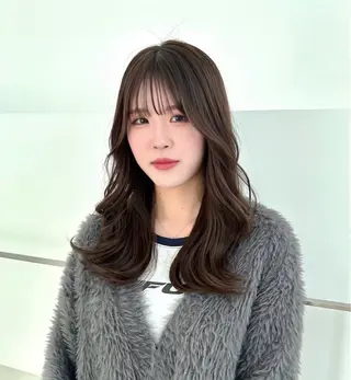 ロング カラー NOAHL 上尾店のヘアスタイル