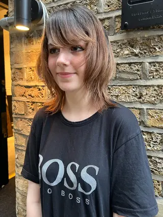 ミディアム カラー haco＋所属・圧倒的デザイン力 店長🎨RENAのヘアスタイル