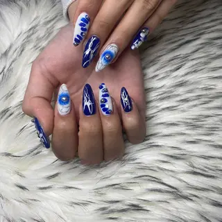 ネイル la vie  Luire所属・la vie Luire ｱｽｶのネイルデザイン