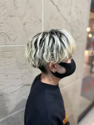 ショート カラー 溜 一太のヘアスタイル