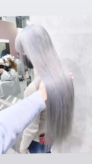 ロング カラー Via officialのヘアスタイル