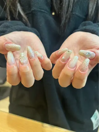 ネイル sakura 🌸【束感まつげ】のマツエク・マツパデザイン