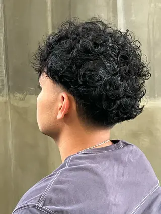 ショート パーマ スタイルボーン所属・佐藤 海舟のヘアスタイル