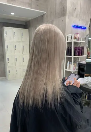 ロング カラー ヘアアレンジ メンズ のん🎀ハイトーン/ レイヤーカット🐳のヘアスタイル