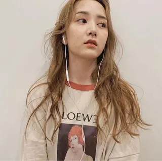 ロング 梅田/ベージュ レイヤー/ヌマタのヘアスタイル