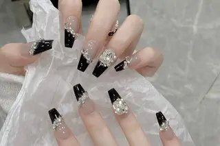 ネイル 小島 阿佑美のネイルデザイン