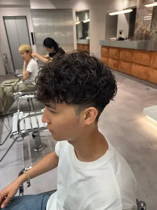 パーマ メンズ ブリーチ/パーマ特化 片平和寿のヘアスタイル