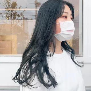 ロング カラー 吉原 由菜のヘアスタイル
