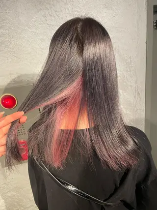 セミロング カラー マツナガ トモコのヘアスタイル