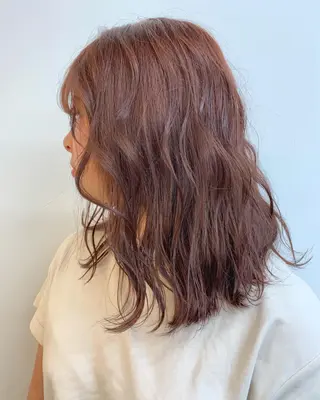 ミディアム 透明感/オリーブ/ グレージュ/YUKAのヘアスタイル