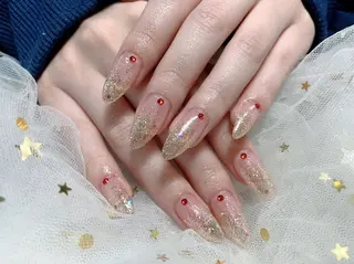 ネイル ENsalon AKIRAのネイルデザイン