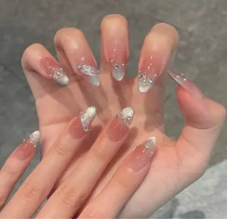 ネイル Pure&Rich Nailのネイルデザイン